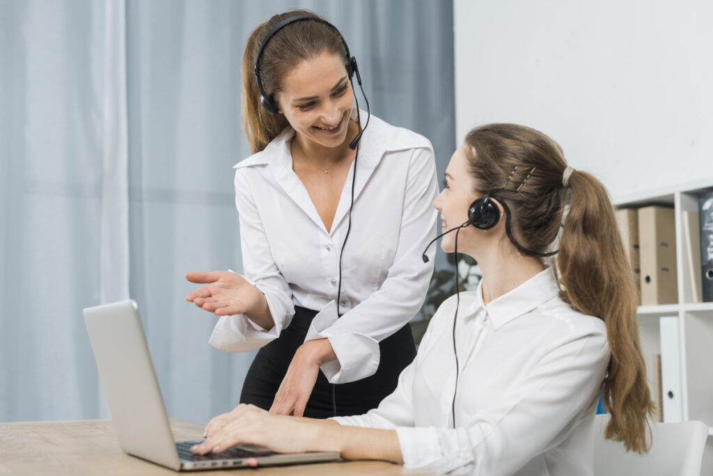 women working in call center 1